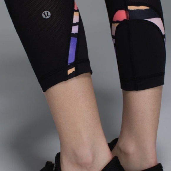 𝅺lululemon athletica Run Inspire Crop Leggings - Picture 2 of 4